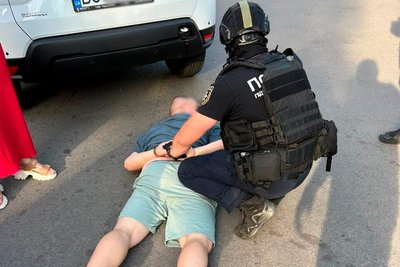Затриманим — 22 і 20 років: двох волинян підозрюють у переправленні чоловіків у Румунію Затриманим — 22 і 20 років: двох волинян підозрюють у переправленні чоловіків у Румунію