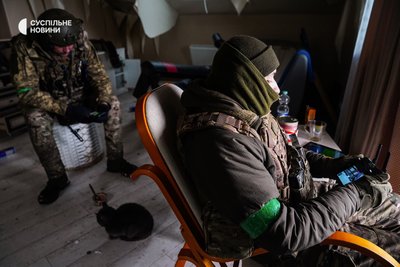 Аеророзвідники проводять аеророзвідку позицій росіських військових біля Бахмута, лютий 2023 року