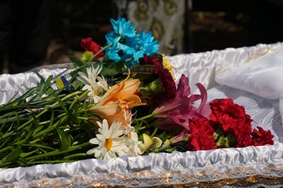 У Сумах попрощалися з трьома загиблими внаслідок атаки КАБ 11 липня У Сумах попрощалися з трьома загиблими внаслідок атаки КАБ 11 липня