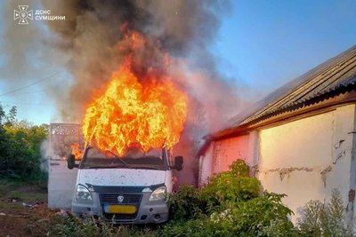 На Сумщині загинули троє людей внаслідок обстрілів за добу На Сумщині загинули троє людей внаслідок обстрілів за добу