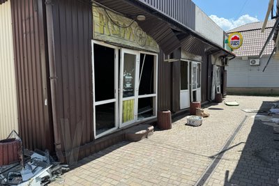 "Тут вже життя наше закінчилося". Добропілля після обстрілів та із 20-годинною комендантською "Тут вже життя наше закінчилося". Добропілля після обстрілів та із 20-годинною комендантською