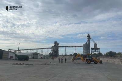 Відправили 241 судно та вивезли майже все торішнє зерно: підсумки двох місяців роботи "зернового коридору" Відправили 241 судно та вивезли майже все торішнє зерно: підсумки двох місяців роботи "зернового коридору"