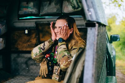 Ірина, 24 роки, парамедикиня Ірина, 24 роки, парамедикиня