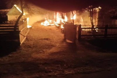 У селі на Житомирщині на пожежі виявили тіла трьох людей У селі на Житомирщині на пожежі виявили тіла трьох людей