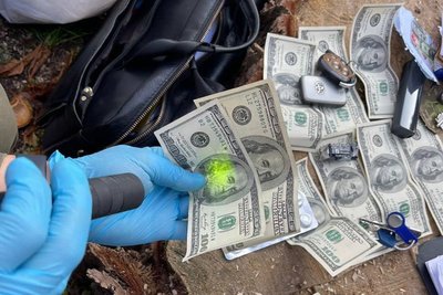 Їхали за гумдопомогою: СБУ заблокувала ще два канали виїзду ухилянтів закордон