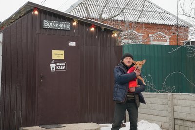 “Сусідка з собакою гуляє — FPV її супроводжує”: життя села за 2 км від Сум “Сусідка з собакою гуляє — FPV її супроводжує”: життя села за 2 км від Сум