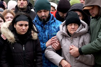 Вбило російським снарядом: на Одещині попрощались з військовим Сергієм Пушкіним Вбило російським снарядом: на Одещині попрощались з військовим Сергієм Пушкіним