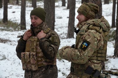 "Впізнаємо один одного за голосом": бійці волинської бригади розповіли, як знищили ворожий МІ-24 "Впізнаємо один одного за голосом": бійці волинської бригади розповіли, як знищили ворожий МІ-24