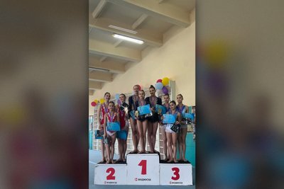 Сумські акробати з медалями луцького турніру Сумські акробати з медалями луцького турніру