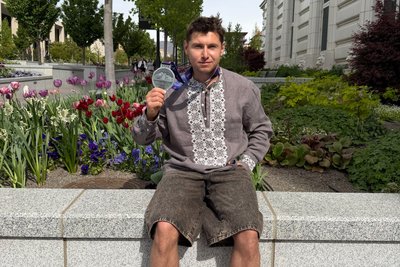 «Хотів розказати не про біг, а про війну в Україні»: як ультрамарафонець із Дніпра привертає увагу американців до війни «Хотів розказати не про біг, а про війну в Україні»: як ультрамарафонець із Дніпра привертає увагу американців до війни