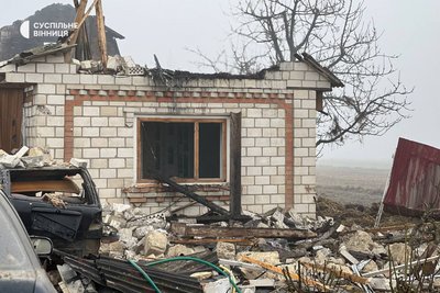 Атака безпілотника на Вінниччині: у лікарні померла жінка Атака безпілотника на Вінниччині: у лікарні померла жінка
