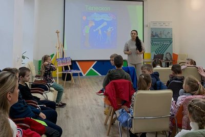 "Це серія оповідань для успішних дітей": письменниця у Рівному презентувала унікальну книгу для дітей "Це серія оповідань для успішних дітей": письменниця у Рівному презентувала унікальну книгу для дітей