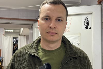 "Коридор був заповнений лежачими пацієнтами". Як працював польовий шпиталь на Донеччині у ніч "перемир'я" "Коридор був заповнений лежачими пацієнтами". Як працював польовий шпиталь на Донеччині у ніч "перемир'я"