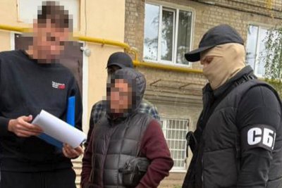 СБУ затримує проректора вишу Россіхіна