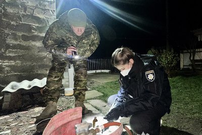 Підірвав та кинув гранату на подвір'я сусіда — на Житомирщині підозрюють місцевого жителя Підірвав та кинув гранату на подвір'я сусіда — на Житомирщині підозрюють місцевого жителя