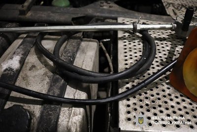 Викрадали пальне із трубопроводу — на Житомирщині судитимуть 5 чоловіків Викрадали пальне із трубопроводу — на Житомирщині судитимуть 5 чоловіків