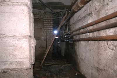 Жителі одного з будинків Харкова просять відремонтувати підвал, який не можуть використовувати як укриття Жителі одного з будинків Харкова просять відремонтувати підвал, який не можуть використовувати як укриття