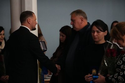 Трьом Героям України з Житомирщини присвоїли звання "Почесний громадянин Бердичівської громади" Трьом Героям України з Житомирщини присвоїли звання "Почесний громадянин Бердичівської громади"