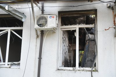 Унаслідок атаки РФ в Одесі пошкоджено пологовий будинок: розповіді породіль і фото наслідків Унаслідок атаки РФ в Одесі пошкоджено пологовий будинок: розповіді породіль і фото наслідків