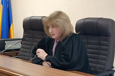 Суд оголосив вирок лікарю з Житомирщини за виправдовування агресії Росії проти України Суд оголосив вирок лікарю з Житомирщини за виправдовування агресії Росії проти України