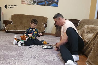 На Херсонщині був фермером – в Одесі став волонтером: історія родини переселенців На Херсонщині був фермером – в Одесі став волонтером: історія родини переселенців