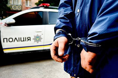 Гуляв із гранатою містом — на Житомирщині підозрюють місцевого жителя Гуляв із гранатою містом — на Житомирщині підозрюють місцевого жителя