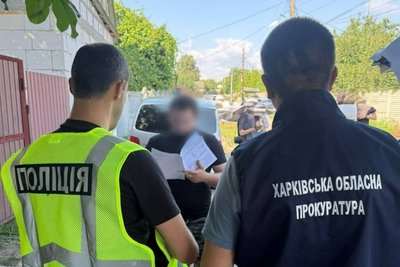 Поліція і прокуратура повідомляють про підозру у виправдовуванні агресії РФ Поліція і прокуратура повідомляють про підозру у виправдовуванні агресії РФ