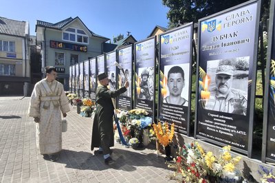 забіг, акція, біжу за героя, кременець, 2025 забіг, акція, біжу за героя, кременець, 2025