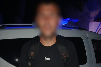 На Одещині чоловіка підозрюють у підпалі автомобілів свого батька після сварки