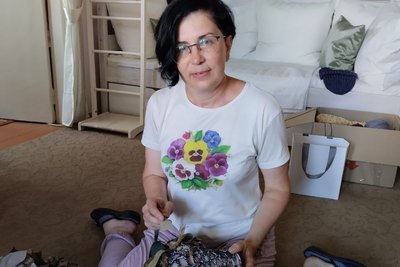 У Житомирі понад два роки діє волонтерський центр у квартирі багатоповерхівки: що виготовляють для ЗСУ У Житомирі понад два роки діє волонтерський центр у квартирі багатоповерхівки: що виготовляють для ЗСУ