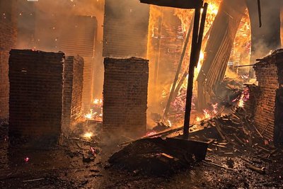 На Житомирщині під час дронової атаки нанесений удар по одному з підприємств Коростенської громади На Житомирщині під час дронової атаки нанесений удар по одному з підприємств Коростенської громади