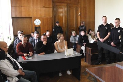 Суд у справі жителів Житомирщини, обвинувачених в рекеті, перенесли Суд у справі жителів Житомирщини, обвинувачених в рекеті, перенесли