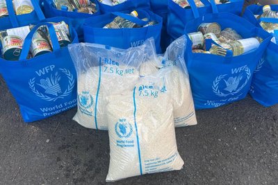 У Миколаєві почали видавати продуктові набори для безробітних