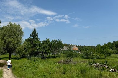 "Тяжко, що немає людей, щоб хтось привітався", — жителька села на Житомирщині Олена Галіцька
