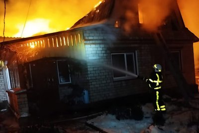 У перший день Нового року на Житомирщині горіла лазня — пожежу гасили понад 4 години У перший день Нового року на Житомирщині горіла лазня — пожежу гасили понад 4 години