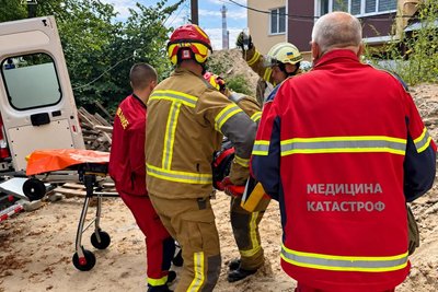 У Житомирі 18-річний хлопець з висоти впав у ліфтову шафу: у поліції розпочали розслідування