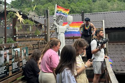 У Києві проходить благодійний фестиваль "КиївПрайд" У Києві проходить благодійний фестиваль "КиївПрайд"