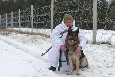 «Роблю, бо люблю: професії волинян»: прикордонник-кінолог Володимир Ісраілов «Роблю, бо люблю: професії волинян»: прикордонник-кінолог Володимир Ісраілов