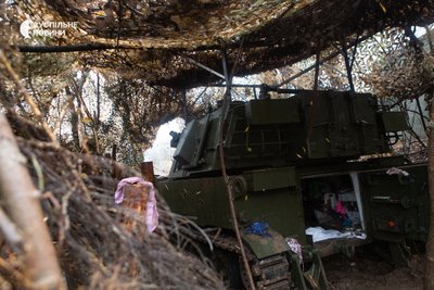 Гармата в момент пострілу