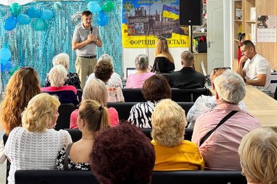 Центр «ЯМаріуполь» у Житомирі відзначив другу річницю діяльності Центр «ЯМаріуполь» у Житомирі відзначив другу річницю діяльності