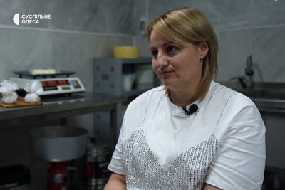 Продали машину, купили корів та відкрили сироварню: як подружжя з Одещини розвиває свою справу під час війни Продали машину, купили корів та відкрили сироварню: як подружжя з Одещини розвиває свою справу під час війни