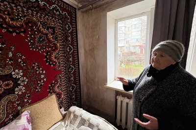 Цвіль на стінах та мокра підлога у квартирі житомирянки: чия відповідальність Цвіль на стінах та мокра підлога у квартирі житомирянки: чия відповідальність