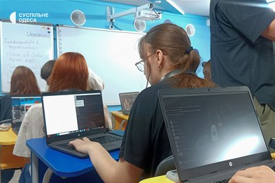 16 центрів на три регіони: в Одесі відкрили цифровий освітній центр для дітей 16 центрів на три регіони: в Одесі відкрили цифровий освітній центр для дітей