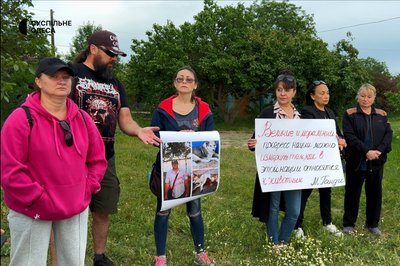 "Безпритульні тварини також хочуть жити": на Одещині мітингували проти жорстокого поводження з тваринами "Безпритульні тварини також хочуть жити": на Одещині мітингували проти жорстокого поводження з тваринами