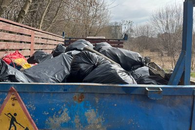 Під час толоки у Луцьку прибрали сміття біля двох річок Під час толоки у Луцьку прибрали сміття біля двох річок
