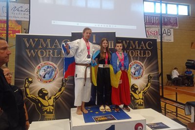 Карина Бахур на змаганнях Карина Бахур на змаганнях