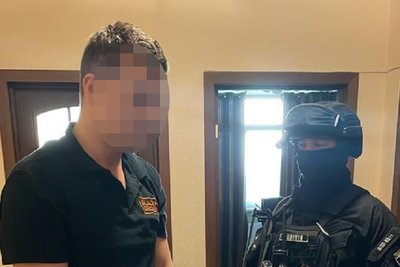 Розбещував та продавав порнографію за кордон. Поліція викрила киянина Розбещував та продавав порнографію за кордон. Поліція викрила киянина