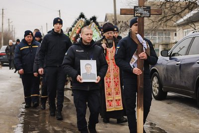 Прощання із загиблим рятувальником Іваном Сєрим у Близнюківській громаді, 30 січня 2026 року Прощання із загиблим рятувальником Іваном Сєрим у Близнюківській громаді, 30 січня 2026 року
