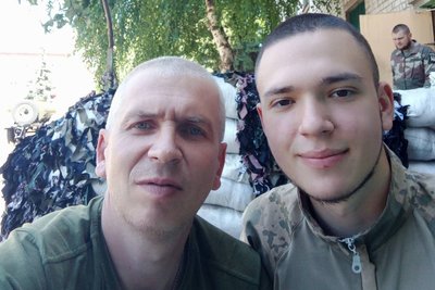 "Хвилюємось один за одного". Батько і син служать разом: історія бійців Нацгвардії "Хвилюємось один за одного". Батько і син служать разом: історія бійців Нацгвардії