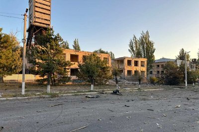 "Ракета влучила в оздоровчий центр": переселенець із Донеччини — про переїзд на Житомирщину та початок життя спочатку "Ракета влучила в оздоровчий центр": переселенець із Донеччини — про переїзд на Житомирщину та початок життя спочатку